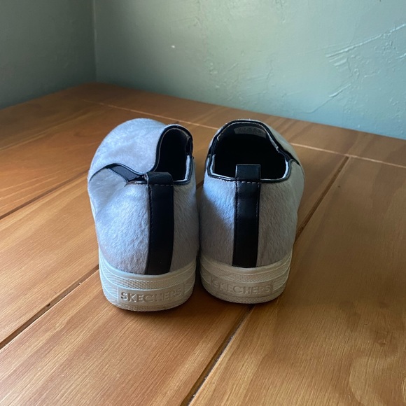 Skechers Street Memory Foam Slip-on Sneakers, size 8 - Picture 2 of 11